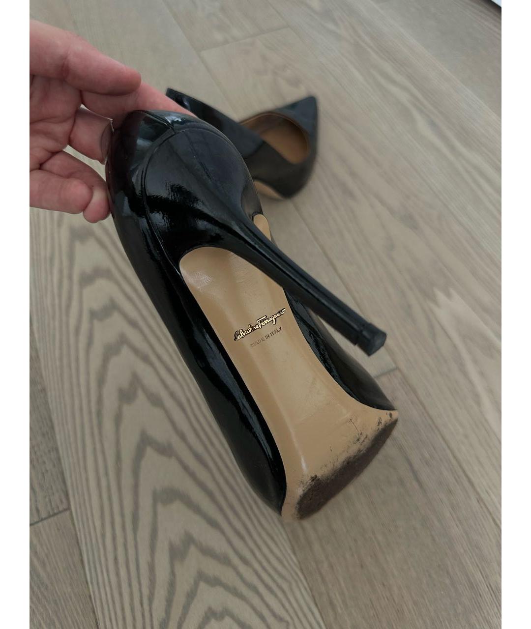 FERRAGAMO Черные туфли из лакированной кожи, фото 6