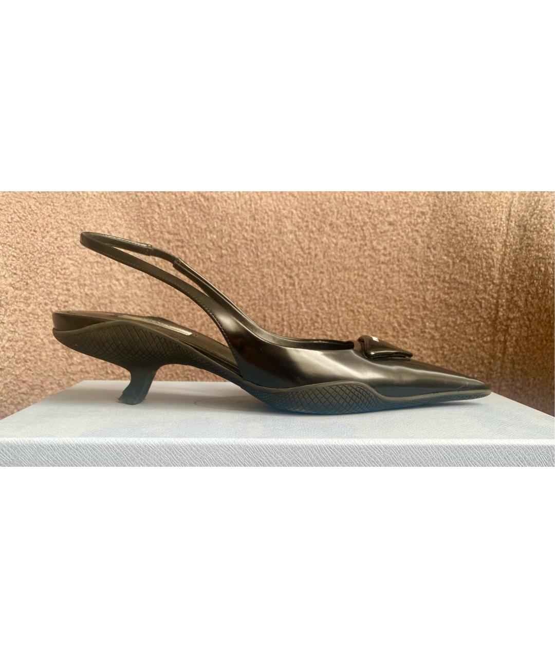 PRADA Черные кожаные лодочки на низком каблуке, фото 4