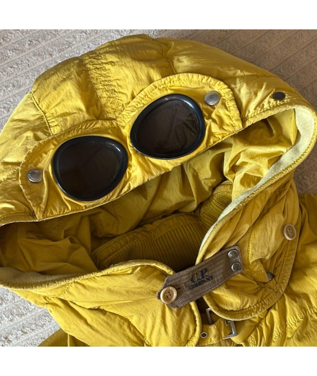 CP COMPANY Желтый полиэстеровый пуховик, фото 3