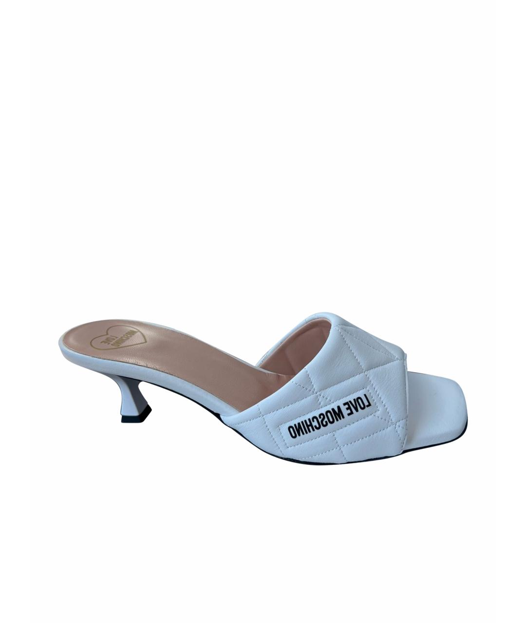 LOVE MOSCHINO Белые кожаные мюли, фото 1