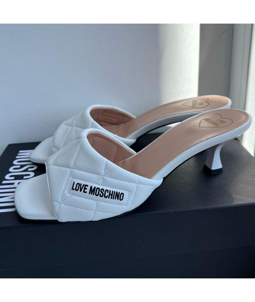 LOVE MOSCHINO Белые кожаные мюли, фото 7