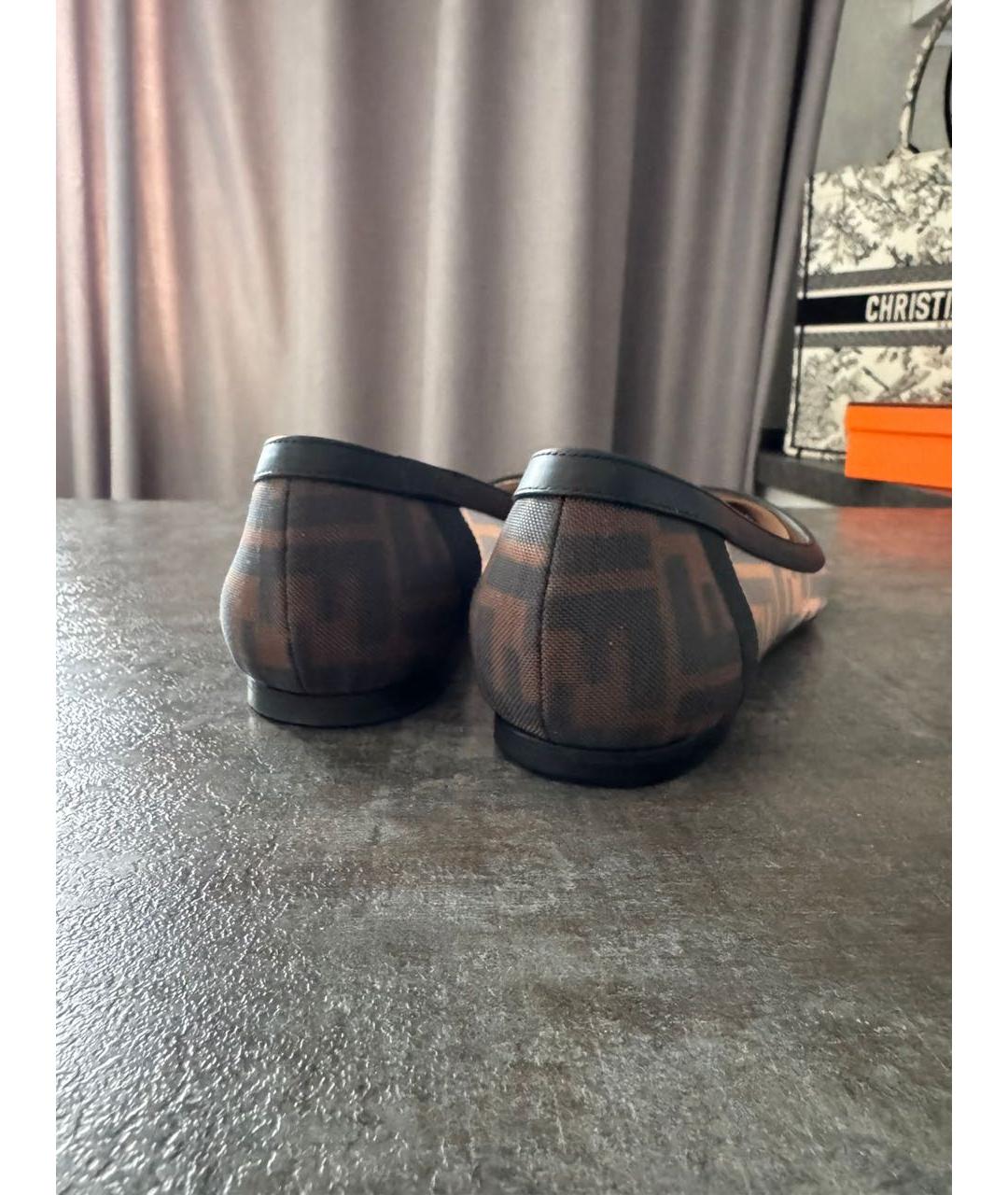 FENDI Лодочки на низком каблуке, фото 3