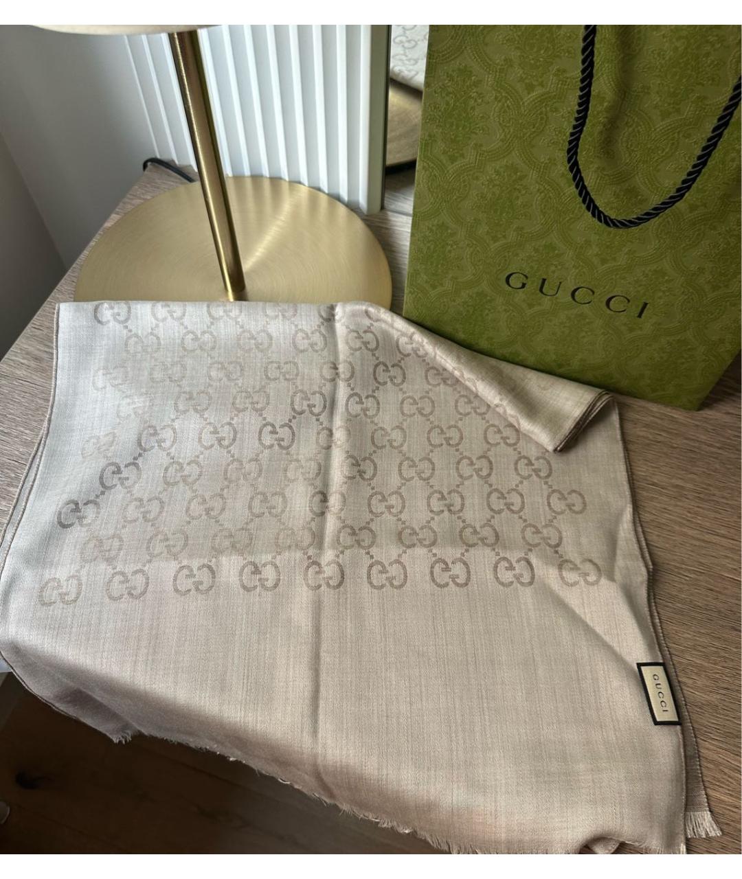 GUCCI Бежевый шерстяной платок, фото 4
