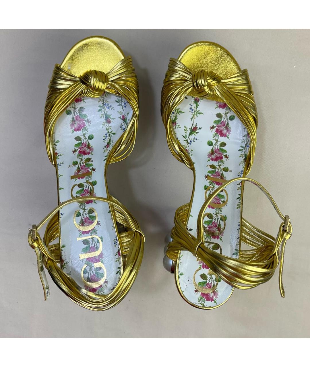 GUCCI Золотые кожаные босоножки, фото 3