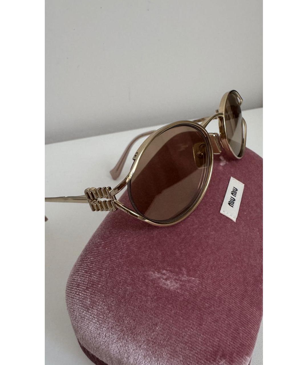 MIU MIU Бежевые металлические солнцезащитные очки, фото 4