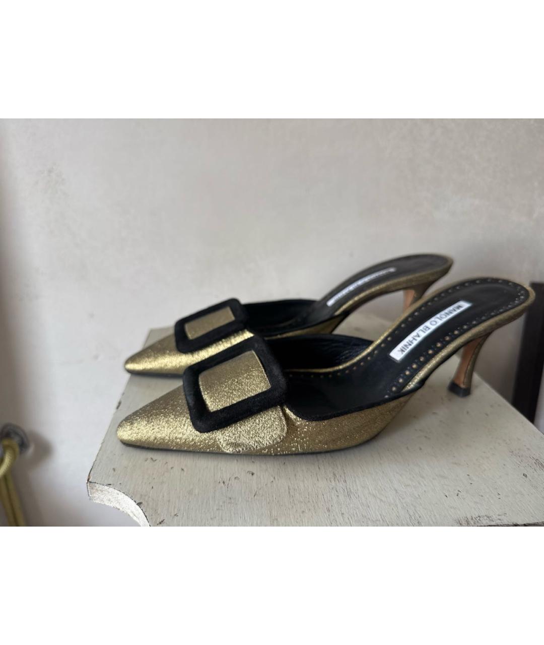 MANOLO BLAHNIK Золотые текстильные мюли, фото 5