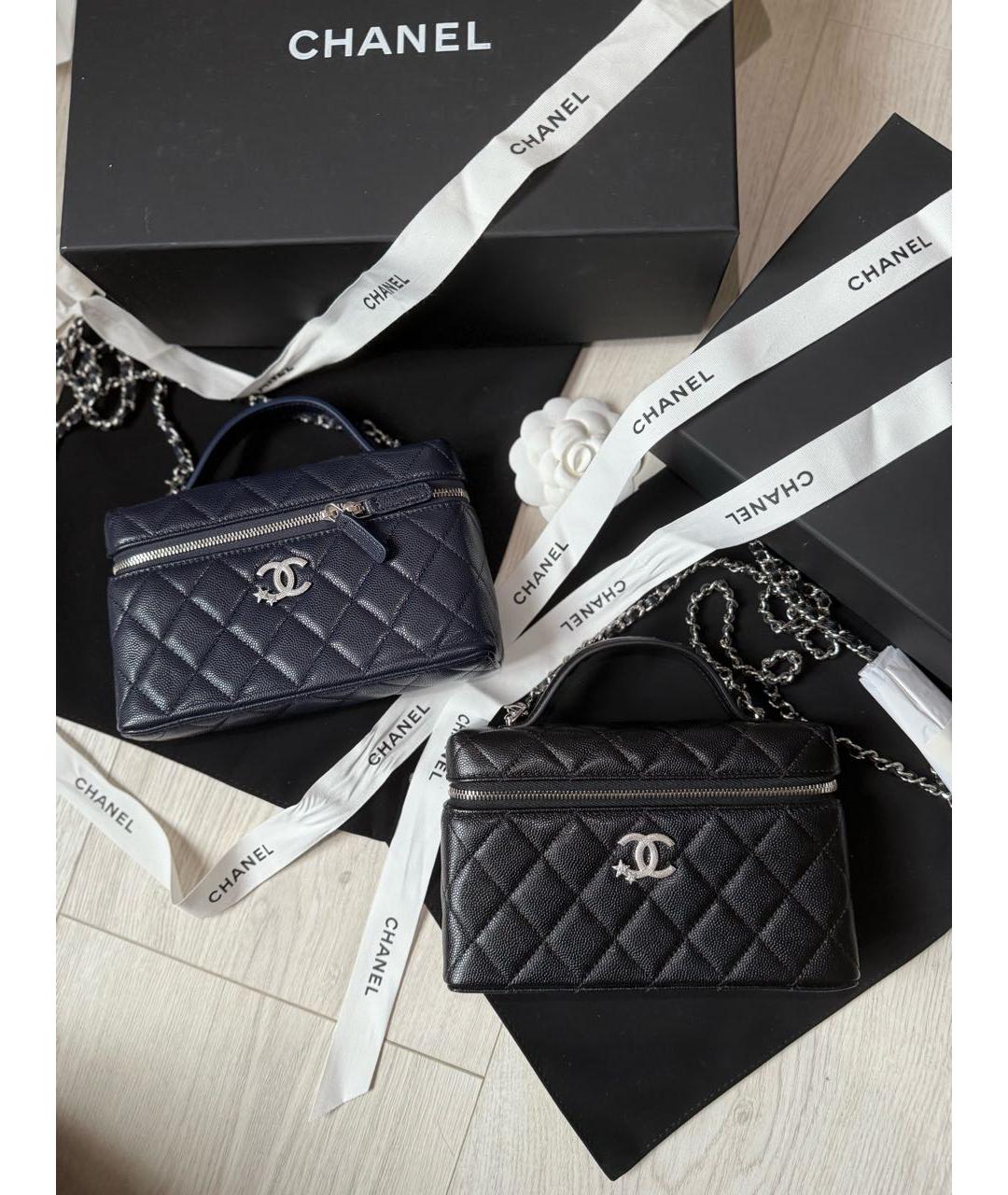CHANEL Черная кожаная сумка с короткими ручками, фото 3