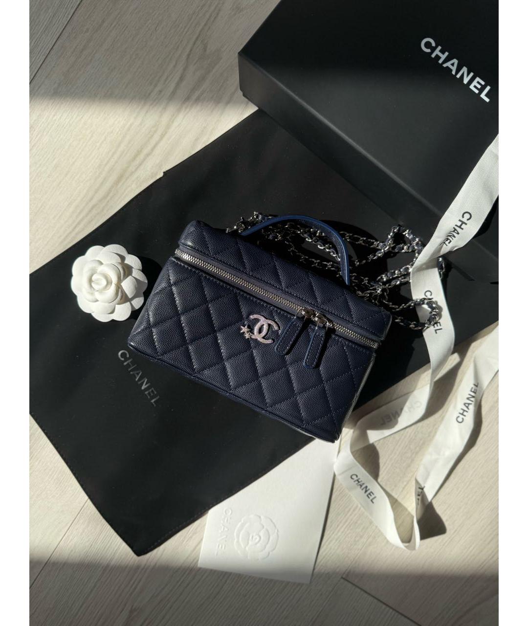 CHANEL Черная кожаная сумка с короткими ручками, фото 4