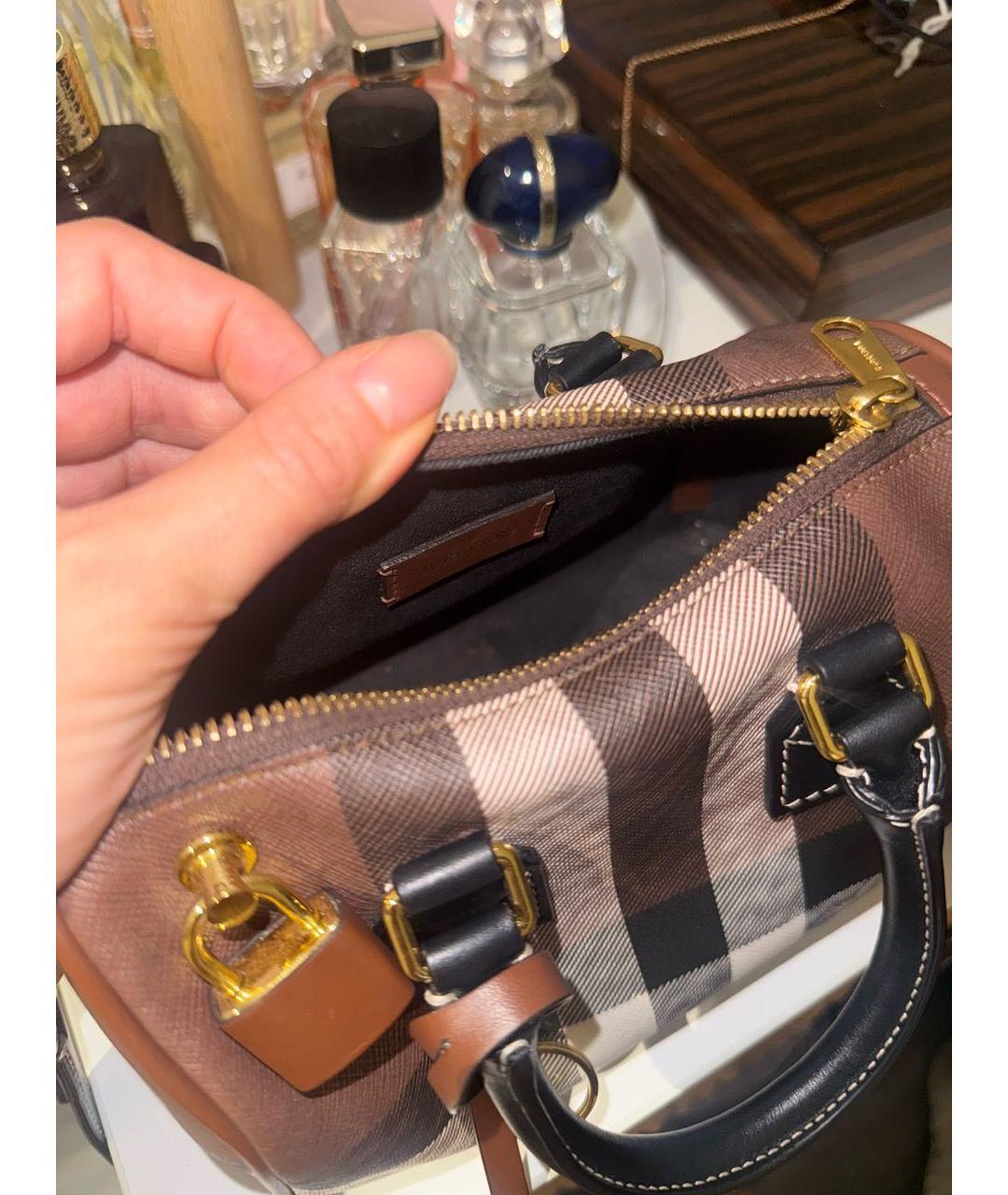 BURBERRY Коричневая сумка с короткими ручками, фото 3
