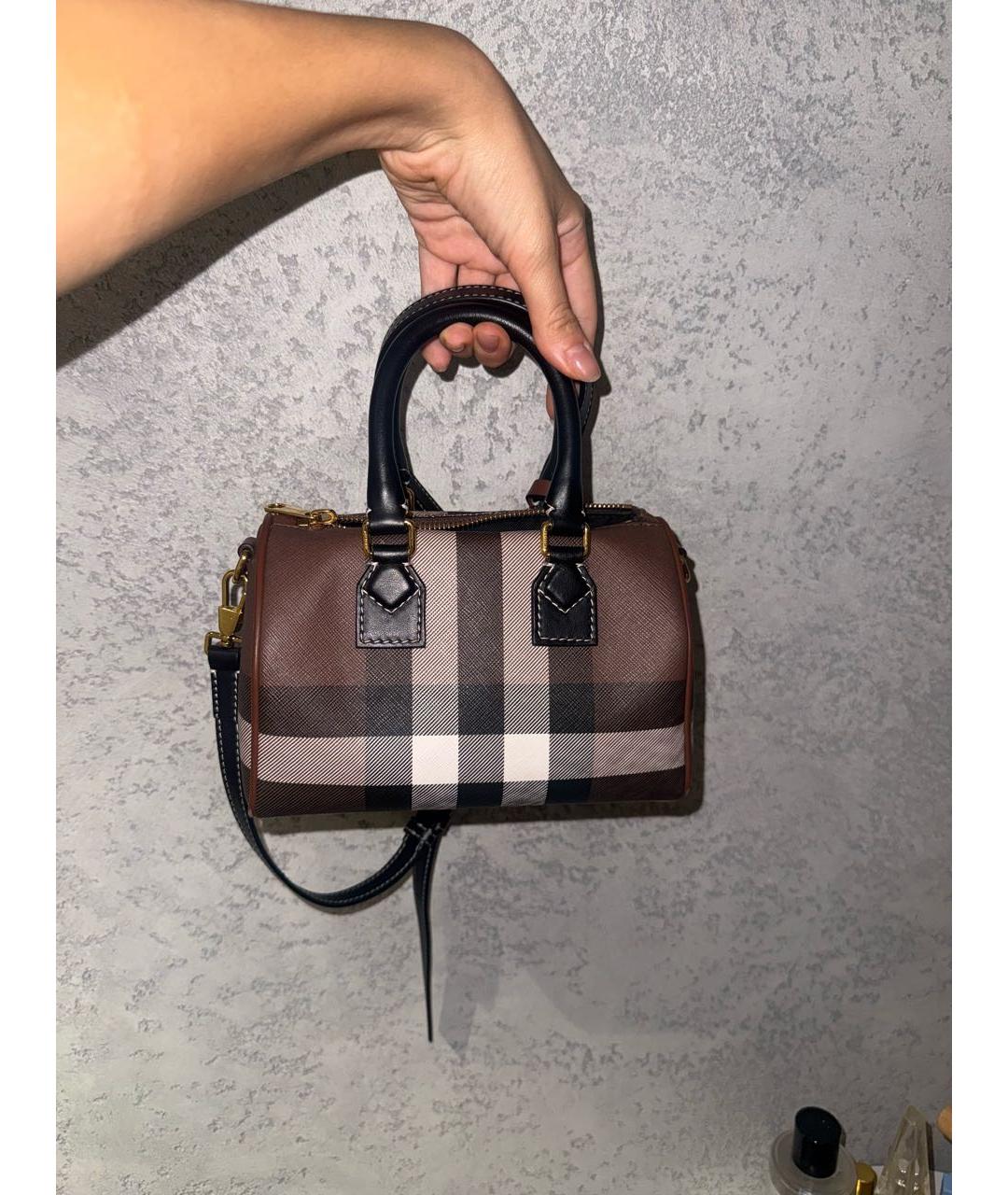 BURBERRY Коричневая сумка с короткими ручками, фото 2