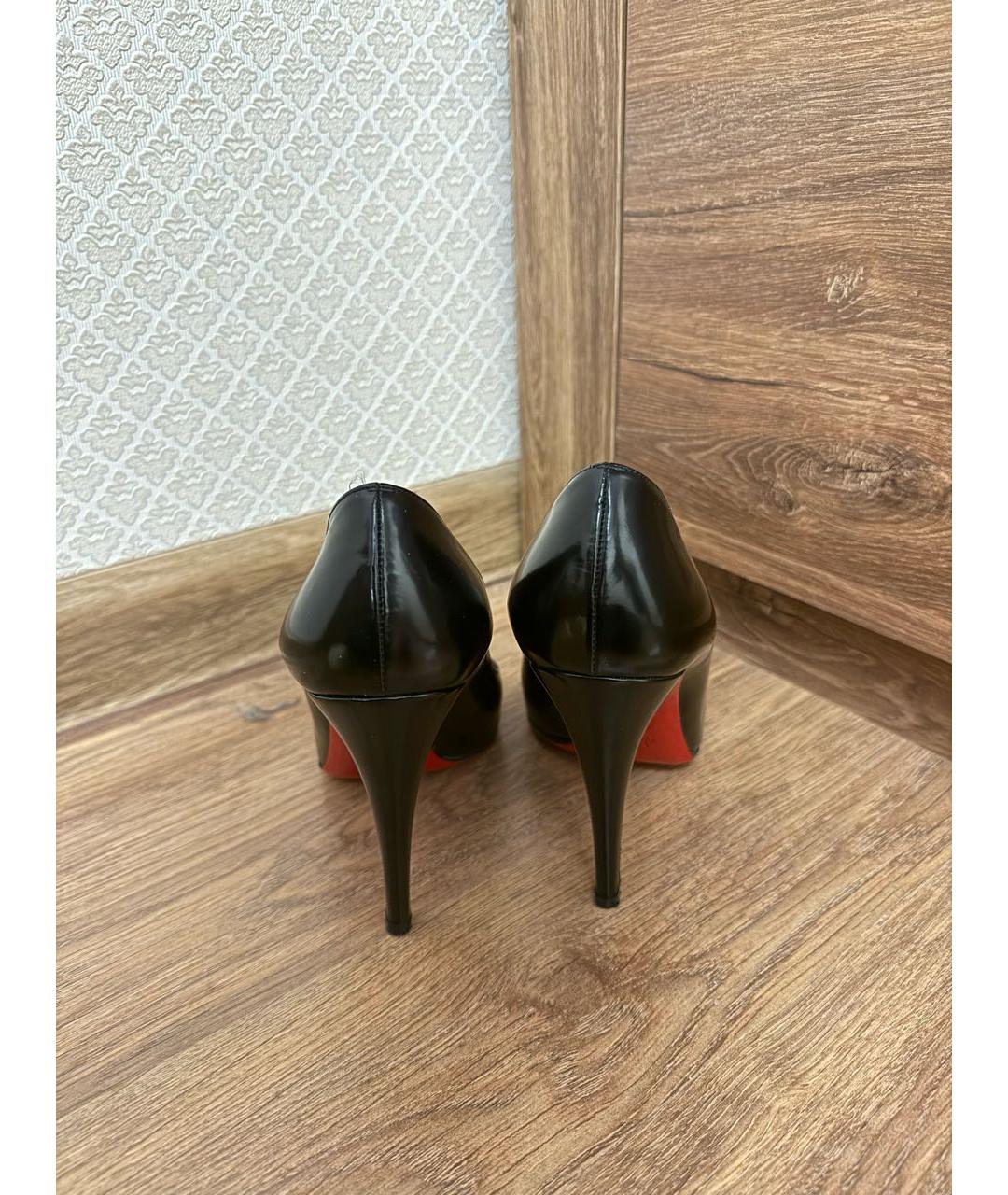 CHRISTIAN LOUBOUTIN Черные туфли из лакированной кожи, фото 3