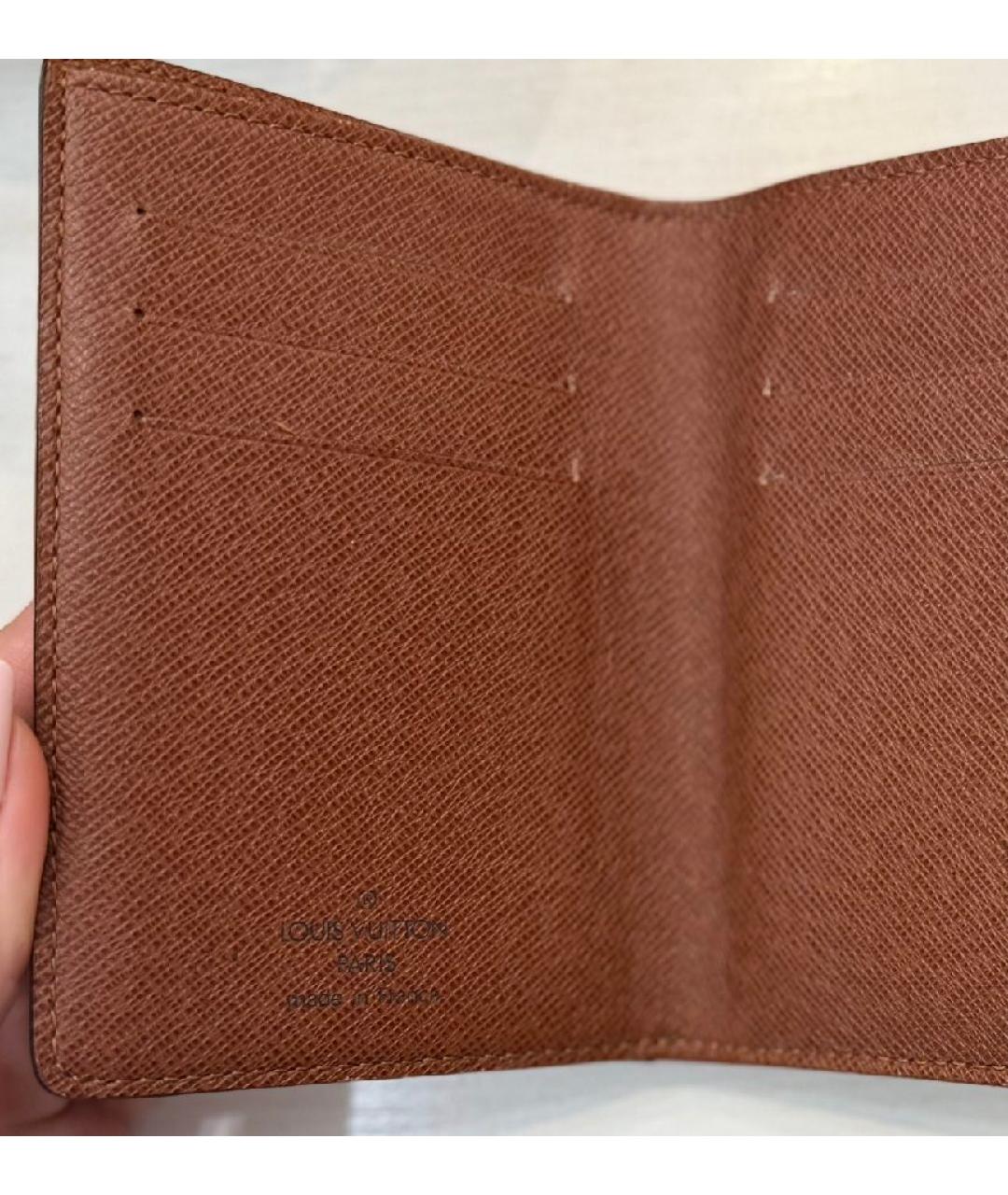 LOUIS VUITTON Коричневый кожаный кошелек, фото 4