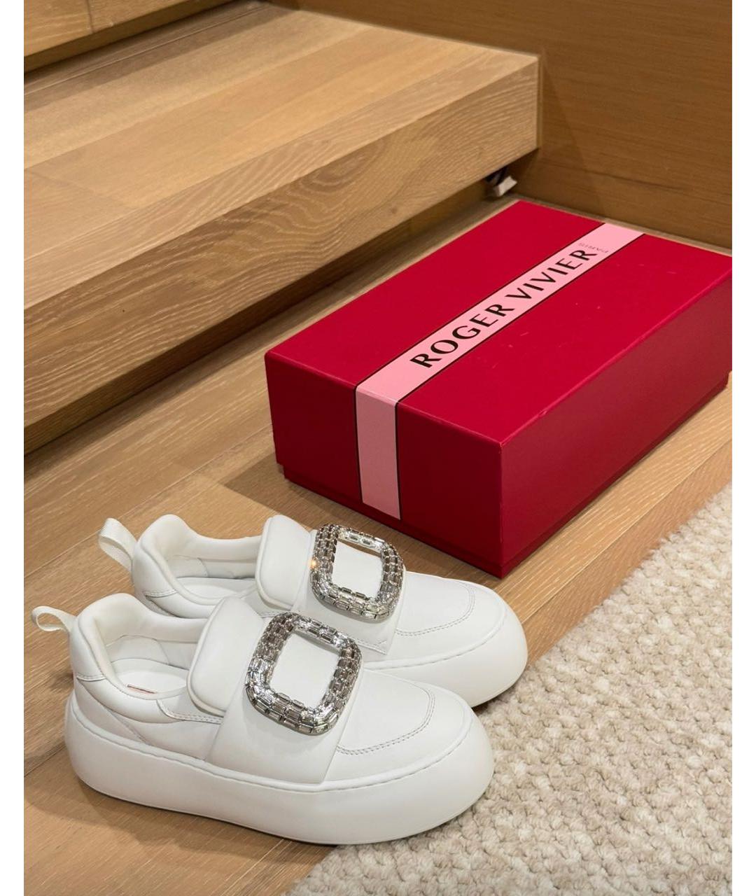 ROGER VIVIER Белые кожаные слипоны, фото 5