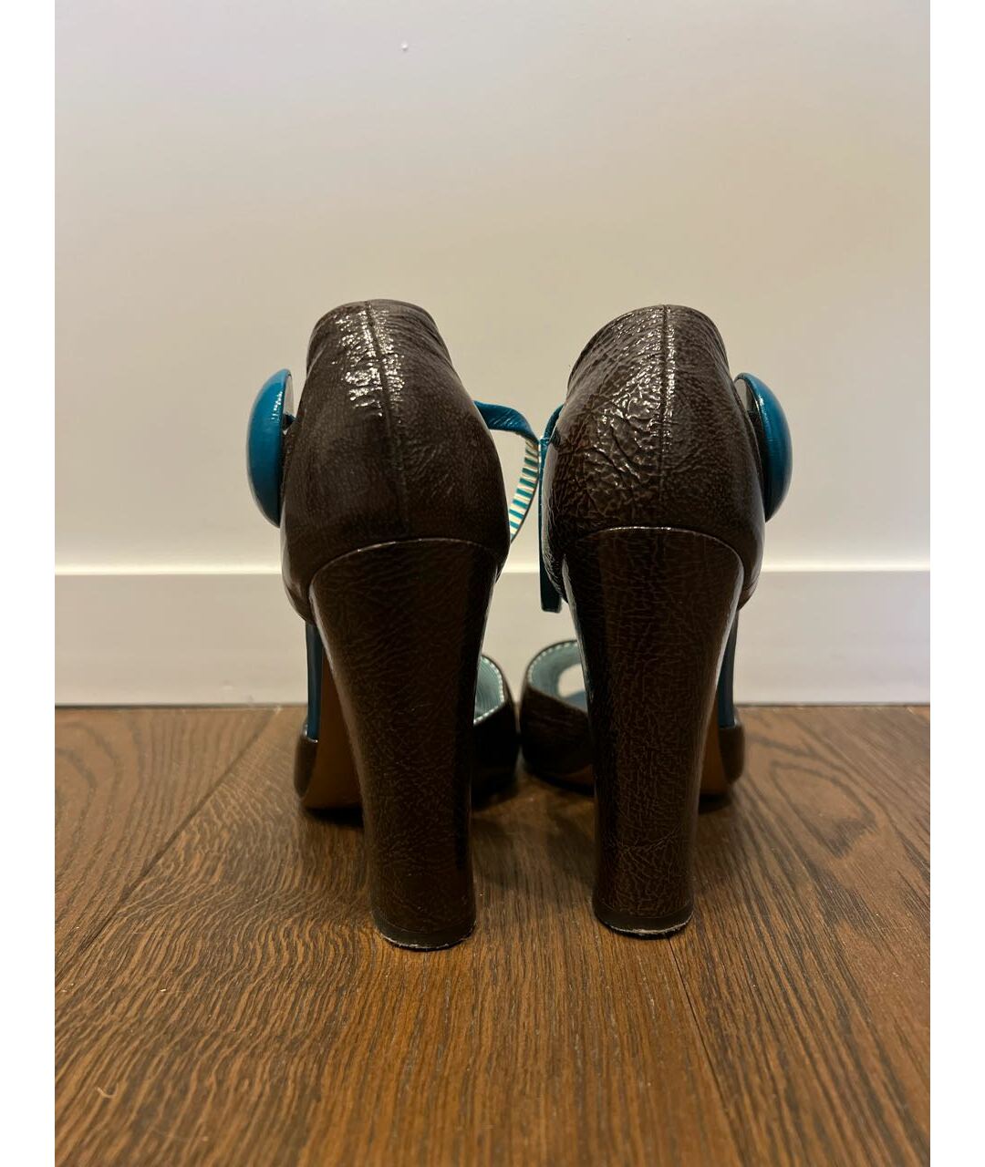 MOSCHINO Мульти босоножки из лакированной кожи, фото 4