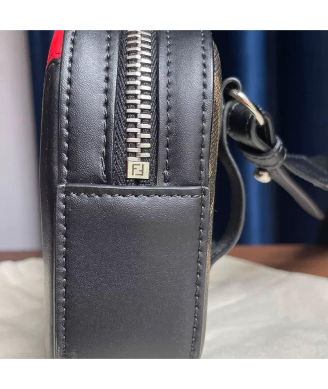 FENDI Коричневая кожаная сумка через плечо, фото 4