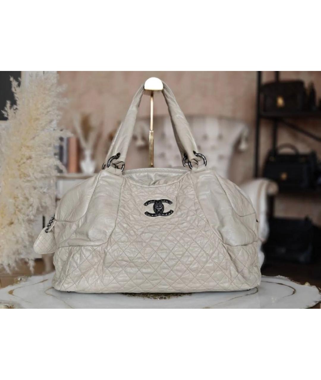 CHANEL Бежевая кожаная сумка тоут, фото 9