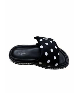 LOUIS VUITTON Шлепанцы