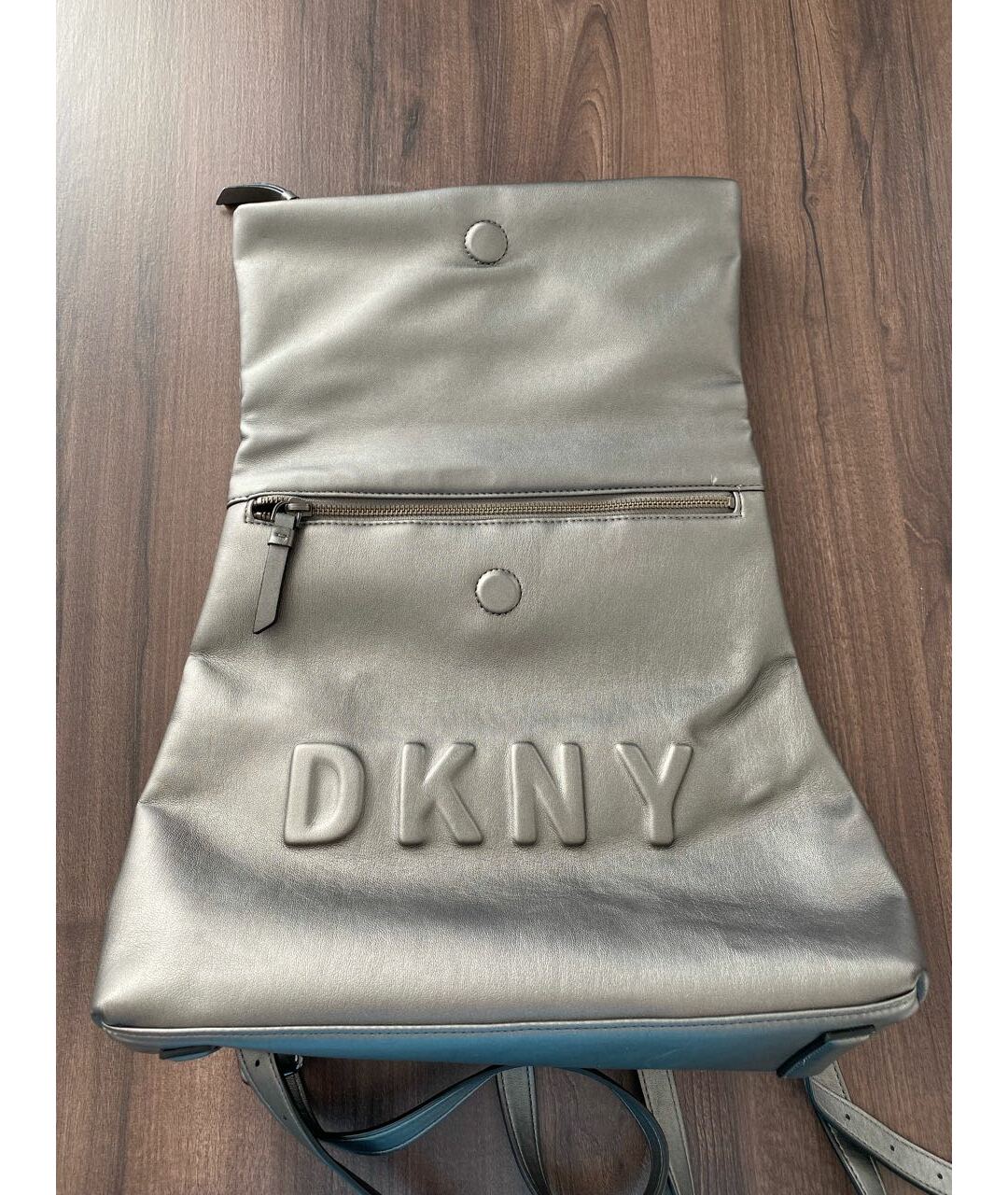 DKNY Серебрянный рюкзак из искусственной кожи, фото 2