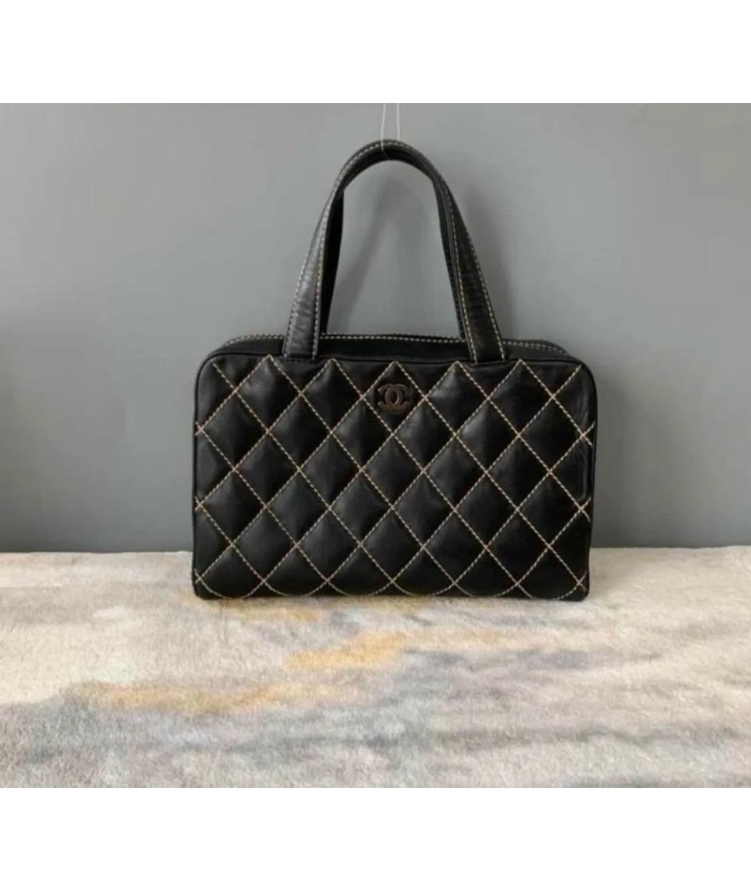 CHANEL Черная кожаная сумка с короткими ручками, фото 8