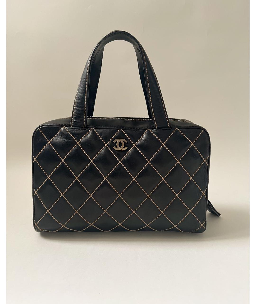 CHANEL Черная кожаная сумка с короткими ручками, фото 2