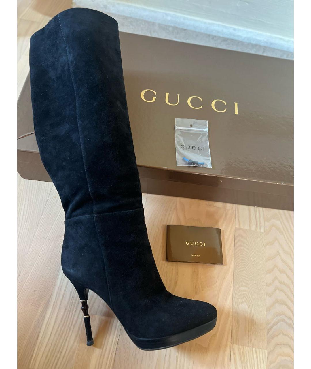 GUCCI Черные замшевые сапоги, фото 6