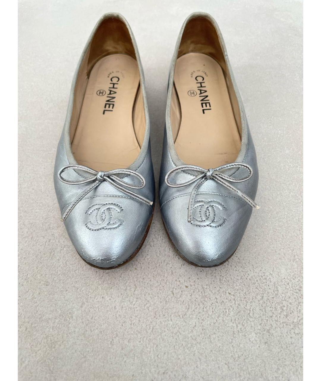 CHANEL Серебряные кожаные балетки, фото 5