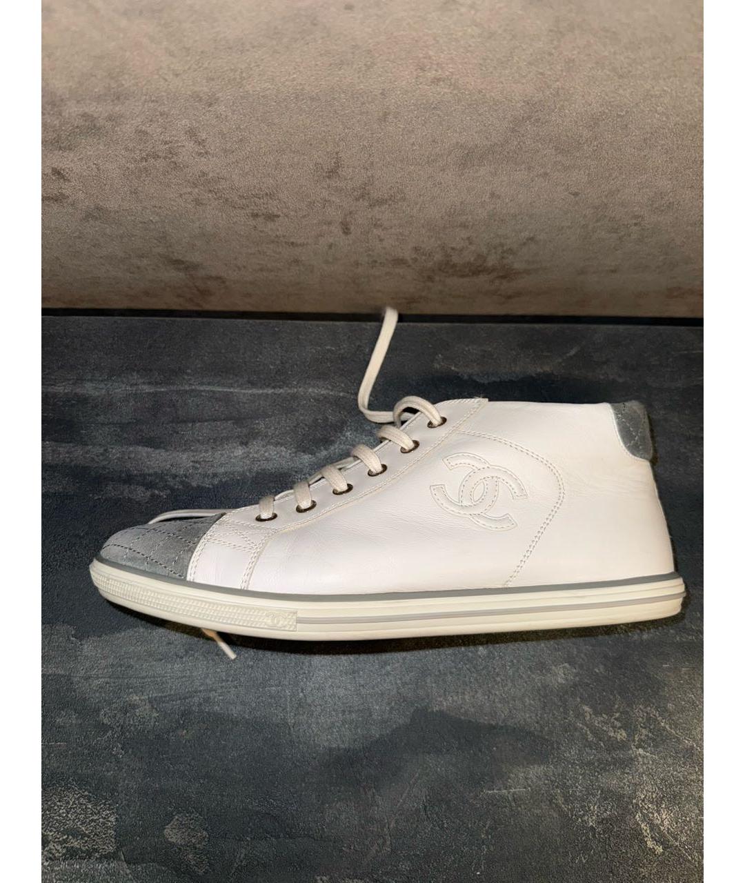 CHANEL Белые кожаные кеды, фото 4