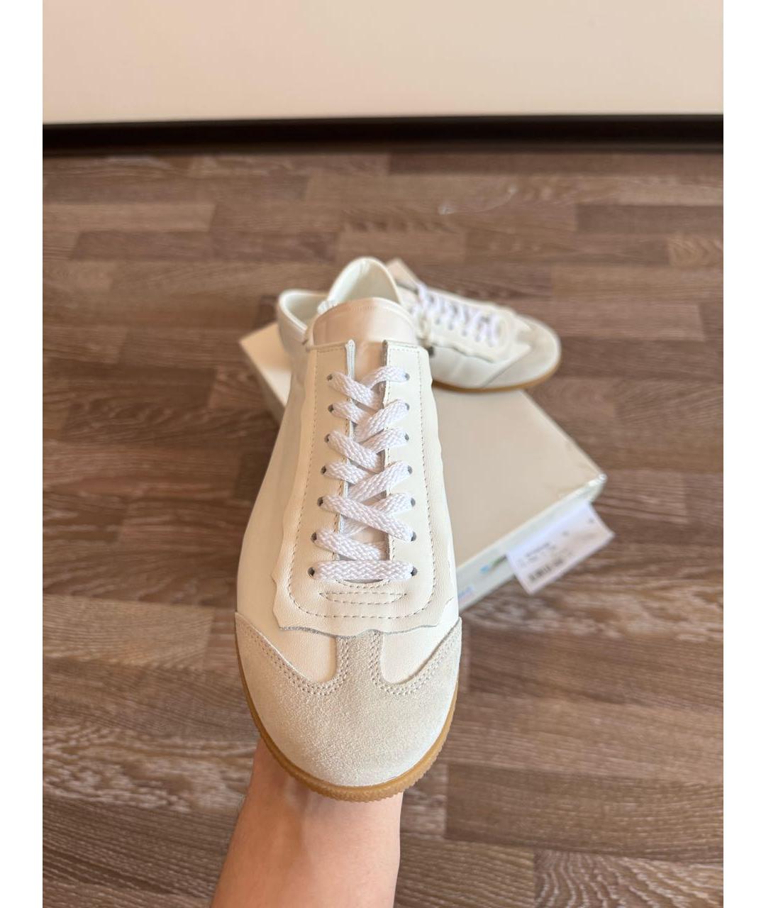 MAISON MARGIELA Белые кожаные низкие кроссовки / кеды, фото 3