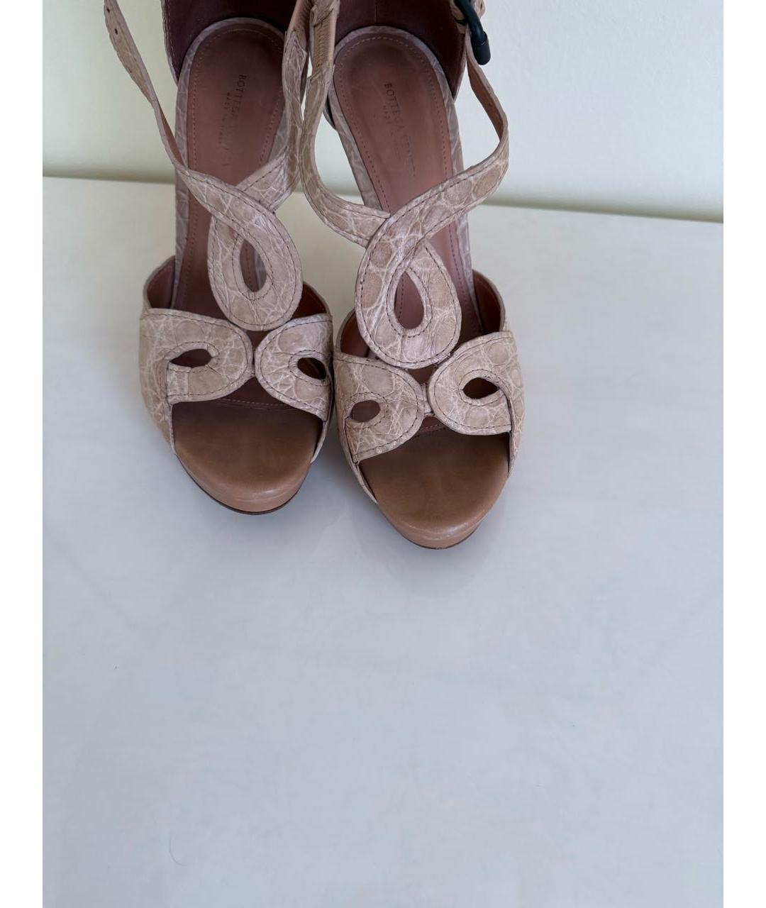 BOTTEGA VENETA Бежевые кожаные туфли, фото 3