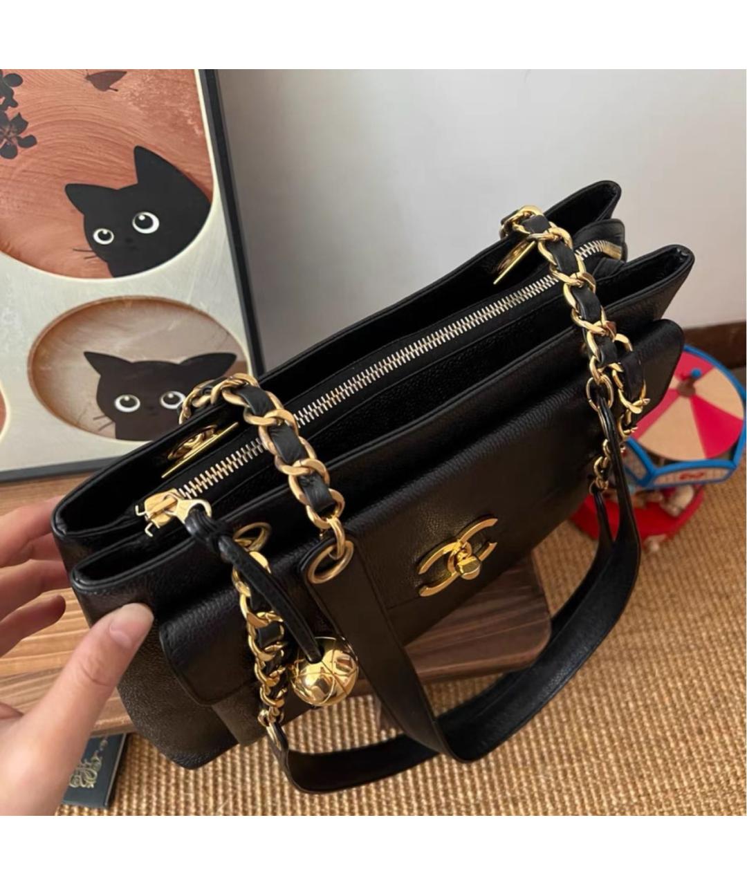 CHANEL Черная кожаная сумка тоут, фото 3