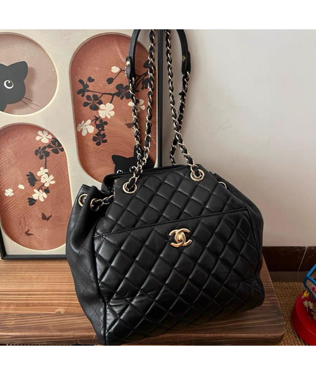 CHANEL Черная кожаная сумка тоут, фото 7