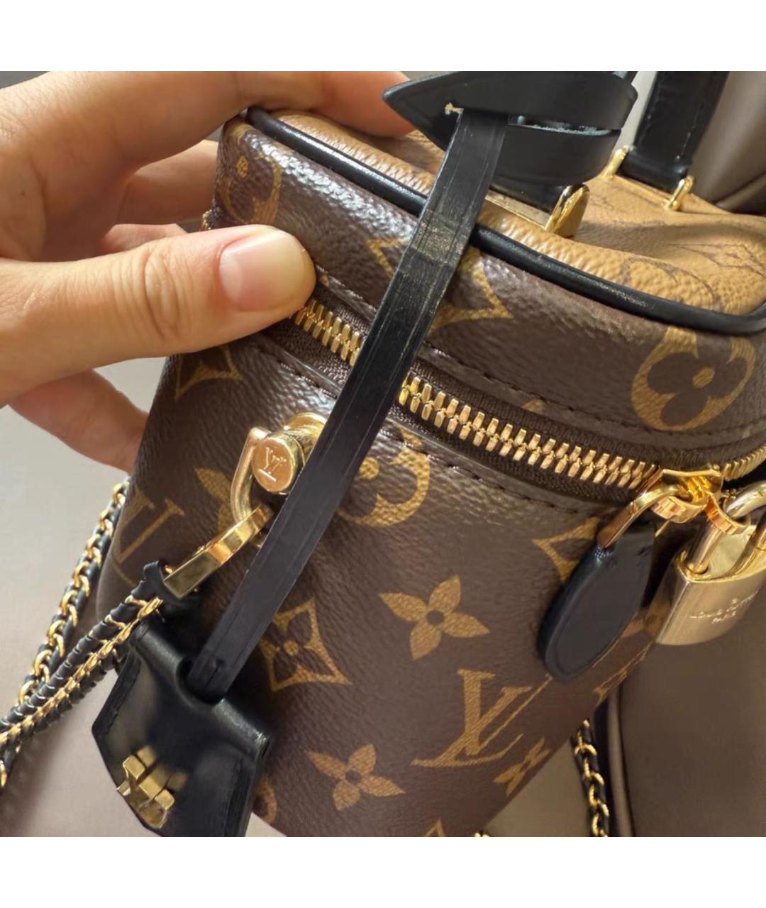 LOUIS VUITTON Коричневая кожаная сумка через плечо, фото 2