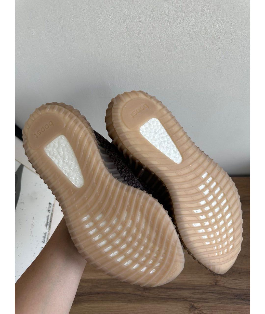 ADIDAS YEEZY Бежевые текстильные низкие кроссовки / кеды, фото 4