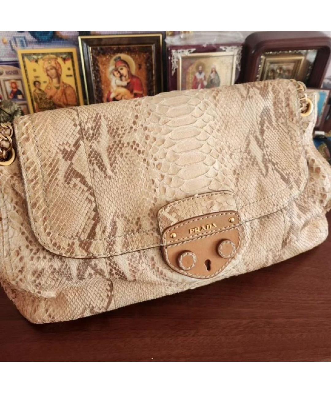 PRADA Бежевая сумка через плечо из экзотической кожи, фото 2