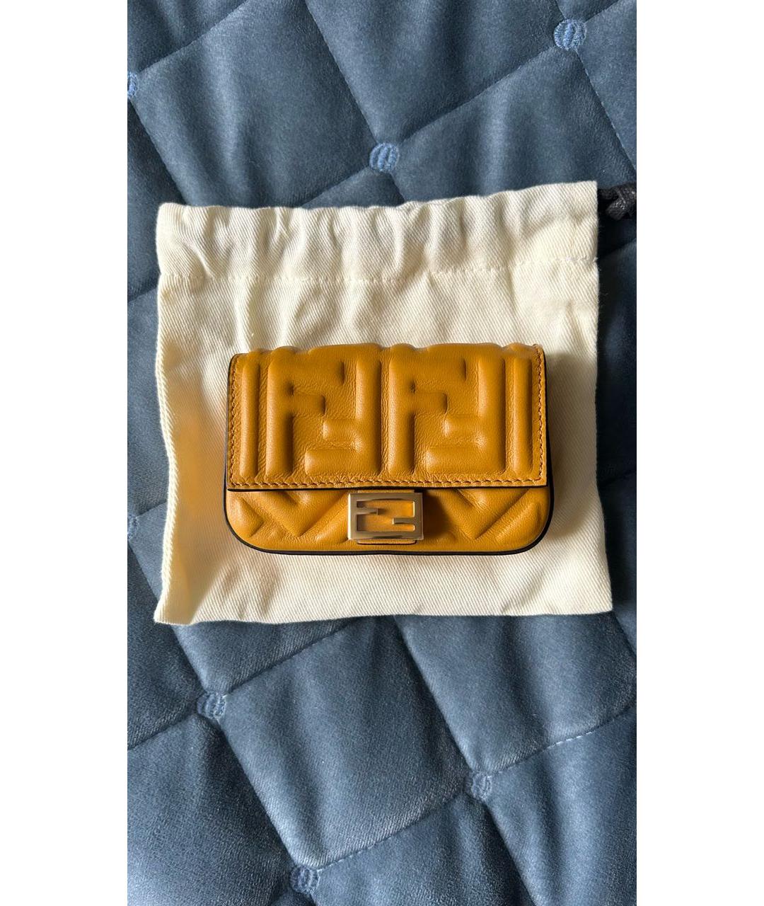 FENDI Желтая кожаная сумка через плечо, фото 2