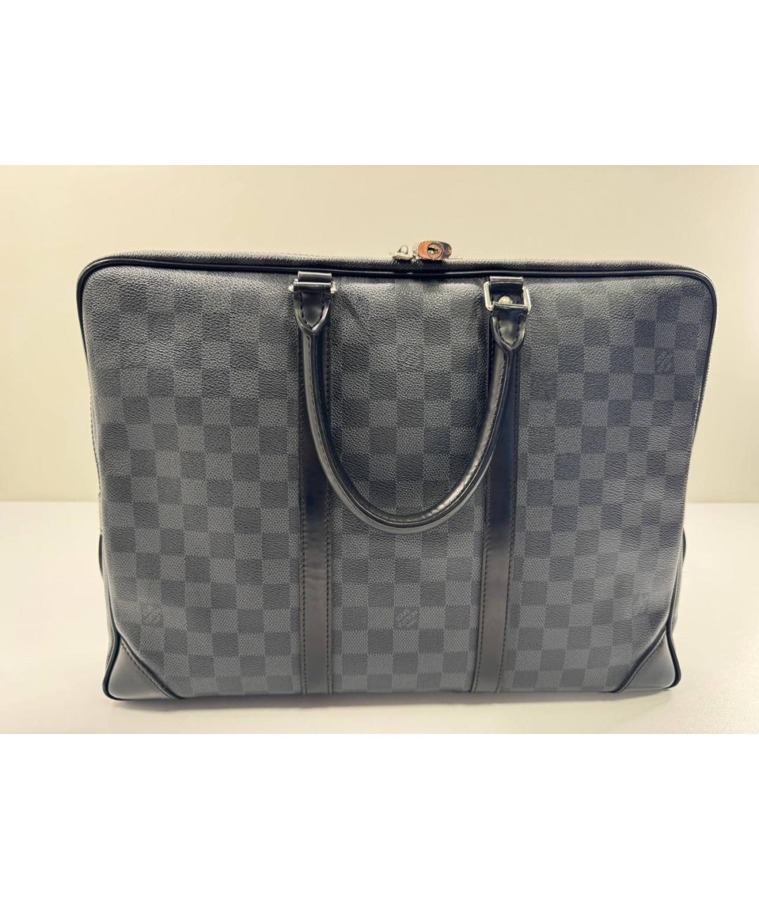 LOUIS VUITTON Черный портфель из лакированной кожи, фото 2