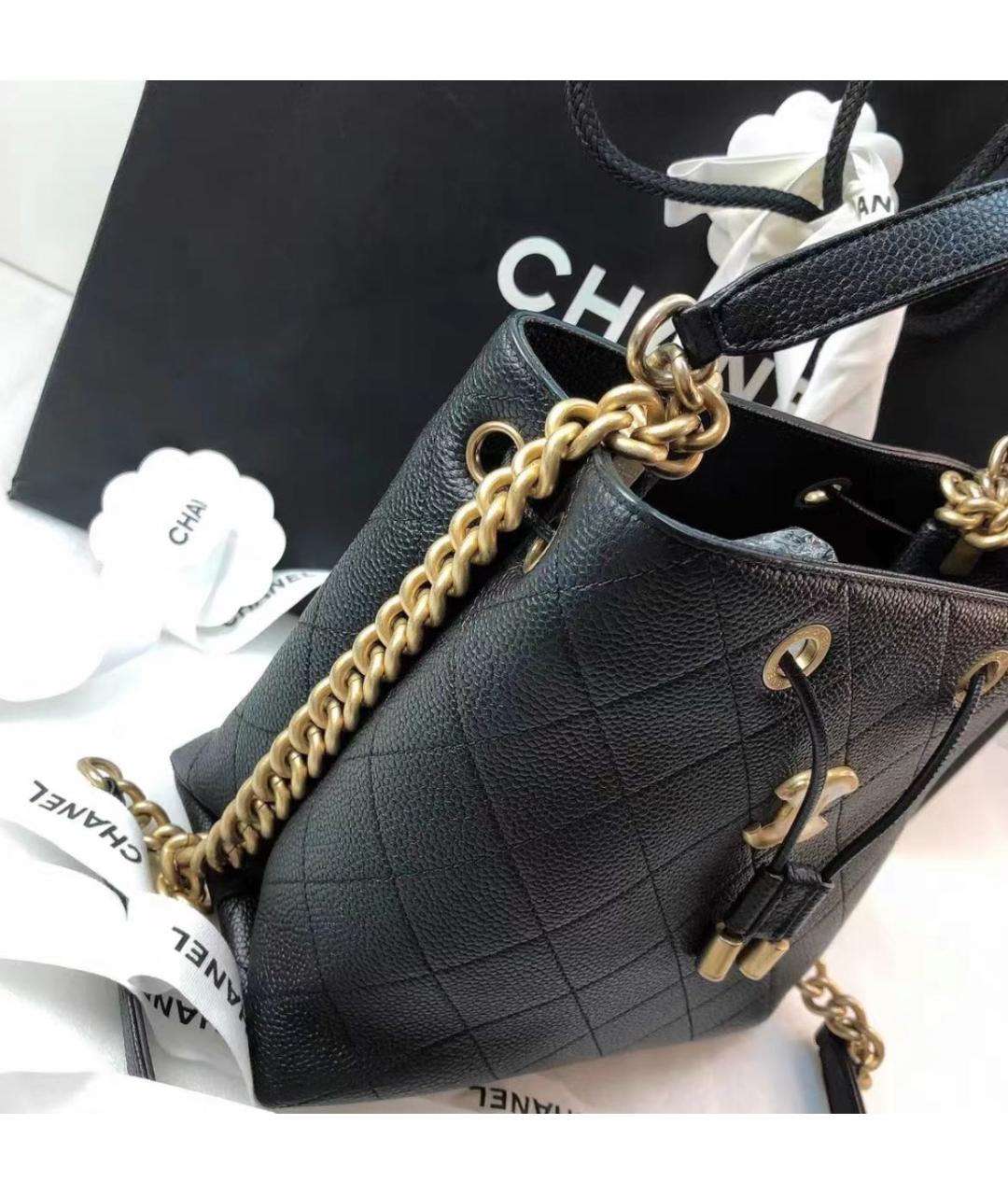CHANEL Черная кожаная сумка с короткими ручками, фото 5