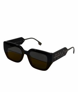 FENDI Солнцезащитные очки