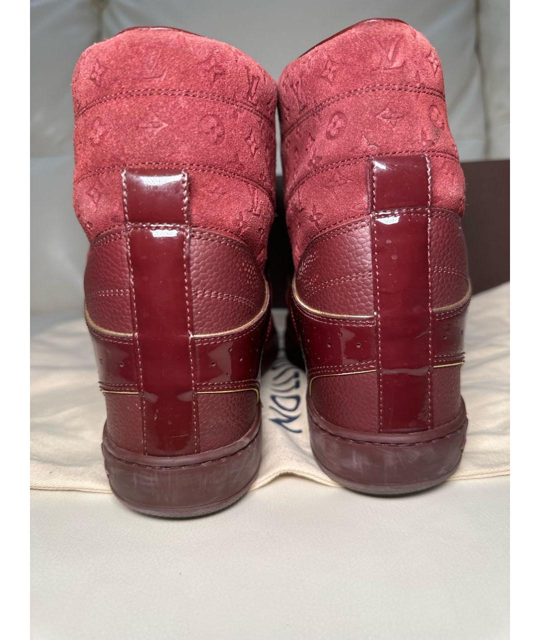 LOUIS VUITTON Бордовые замшевые кроссовки, фото 4