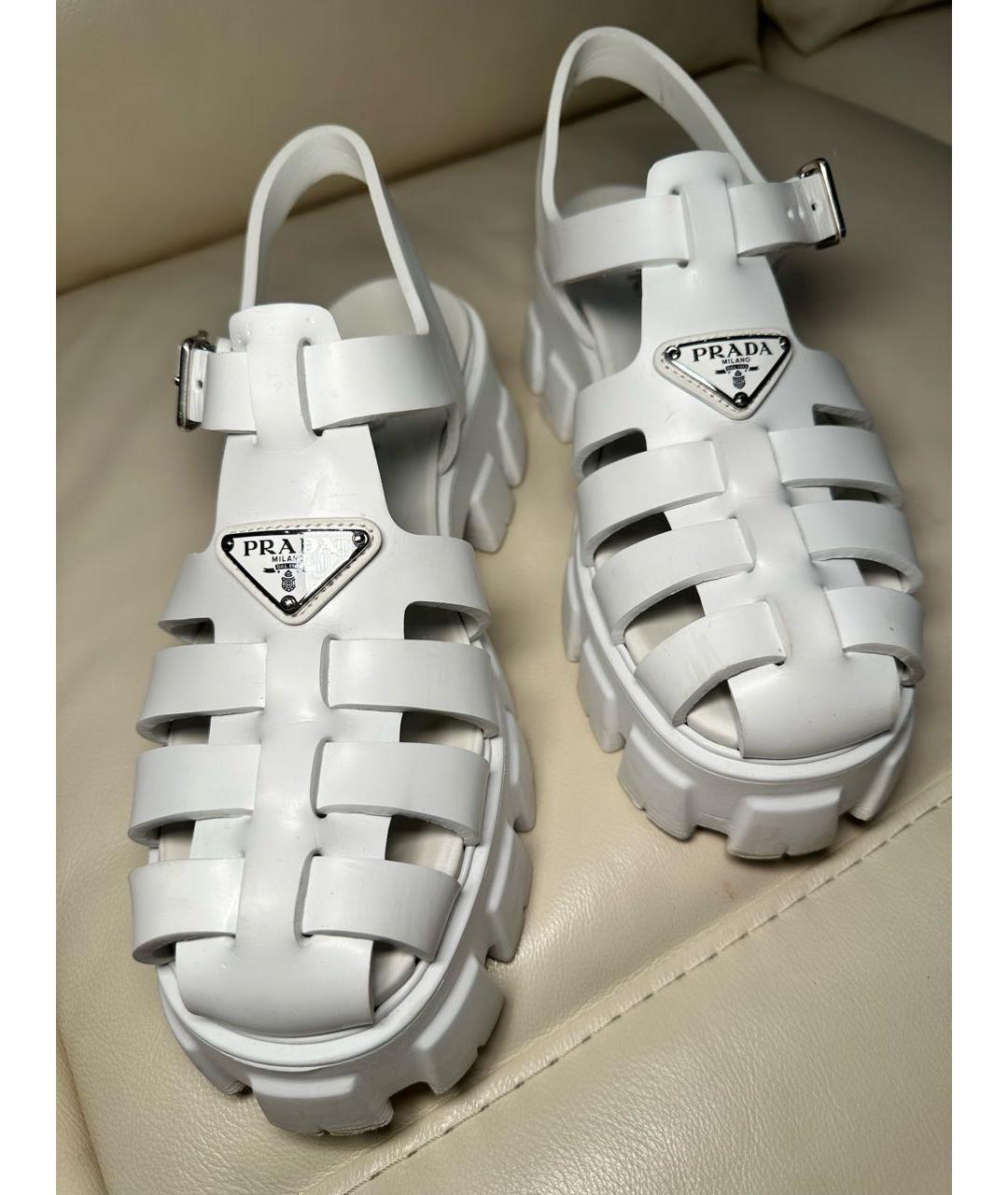 PRADA Белые резиновые сандалии, фото 3