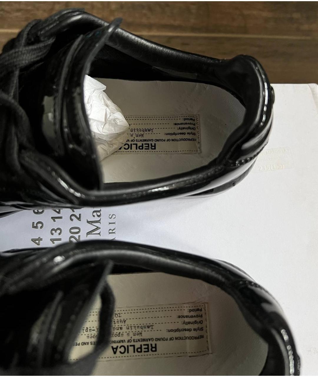 MAISON MARGIELA Черные кеды из лакированной кожи, фото 3
