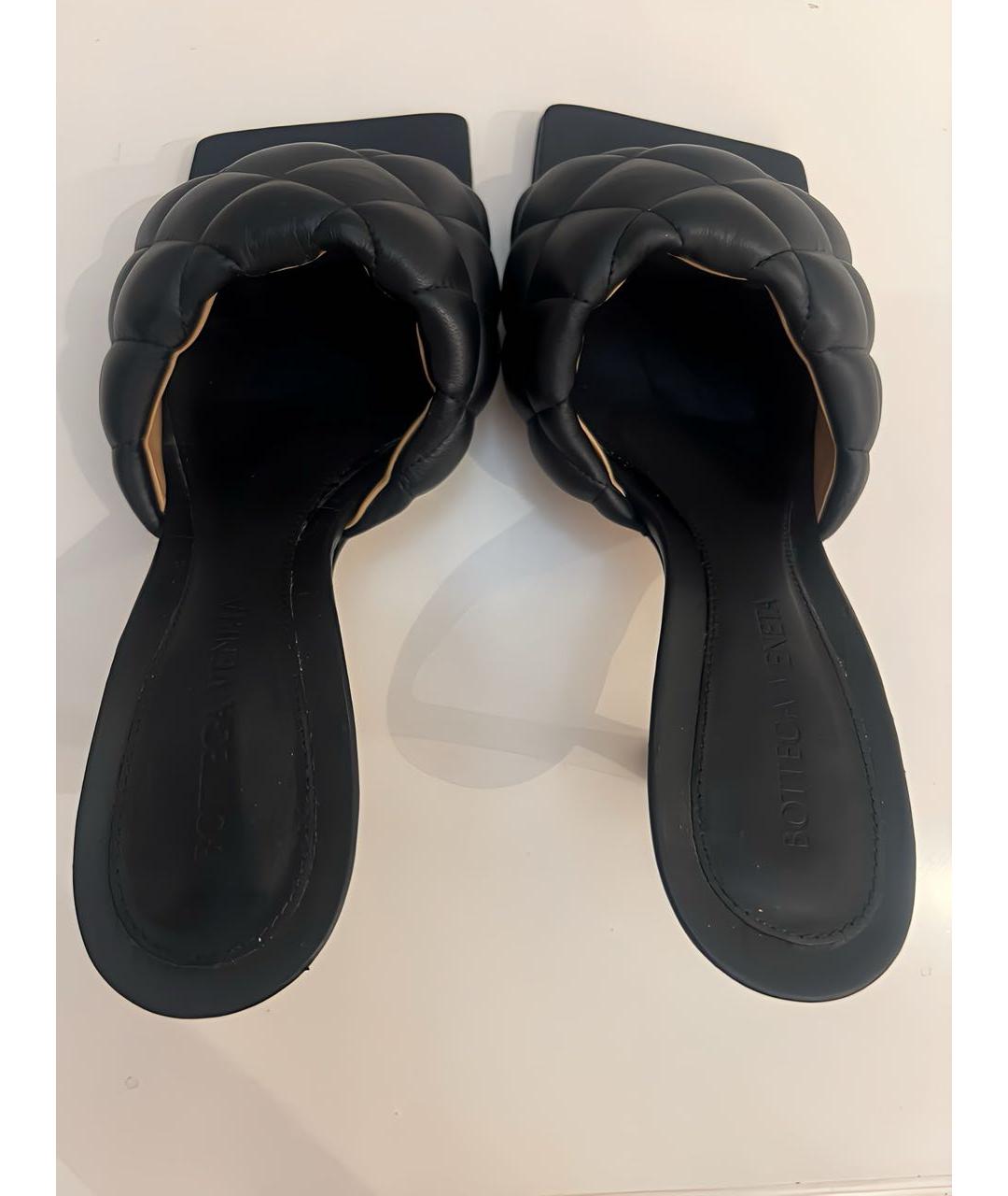 BOTTEGA VENETA Черные кожаные мюли, фото 4