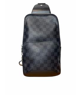 LOUIS VUITTON Сумка на плечо