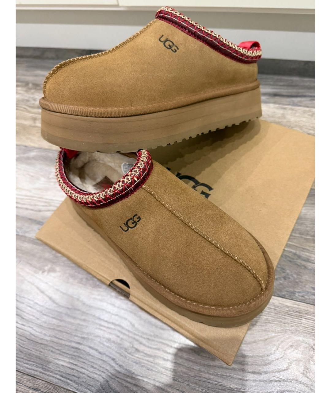 UGG AUSTRALIA Бежевые замшевые сабо, фото 2