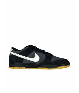 NIKE Низкие кроссовки / кеды