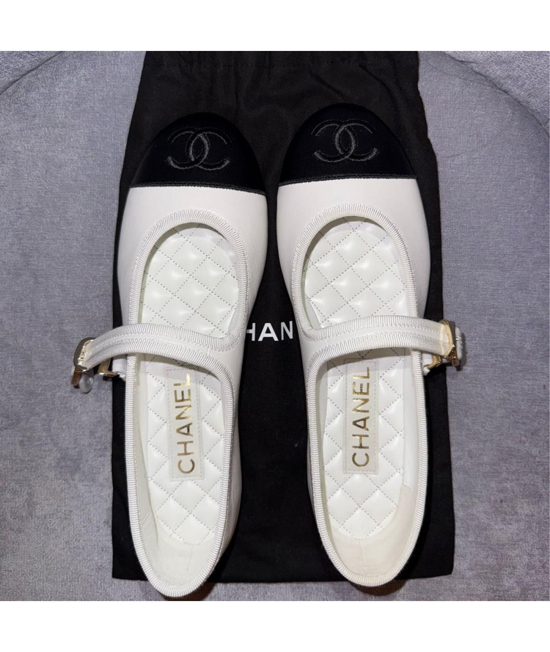 CHANEL Белые кожаные балетки, фото 3