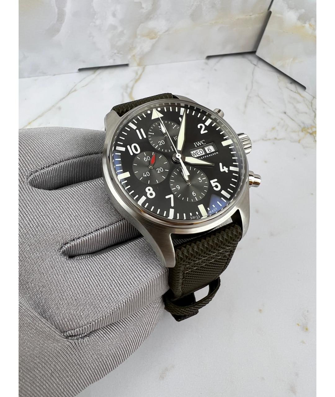 IWC Черные часы, фото 3