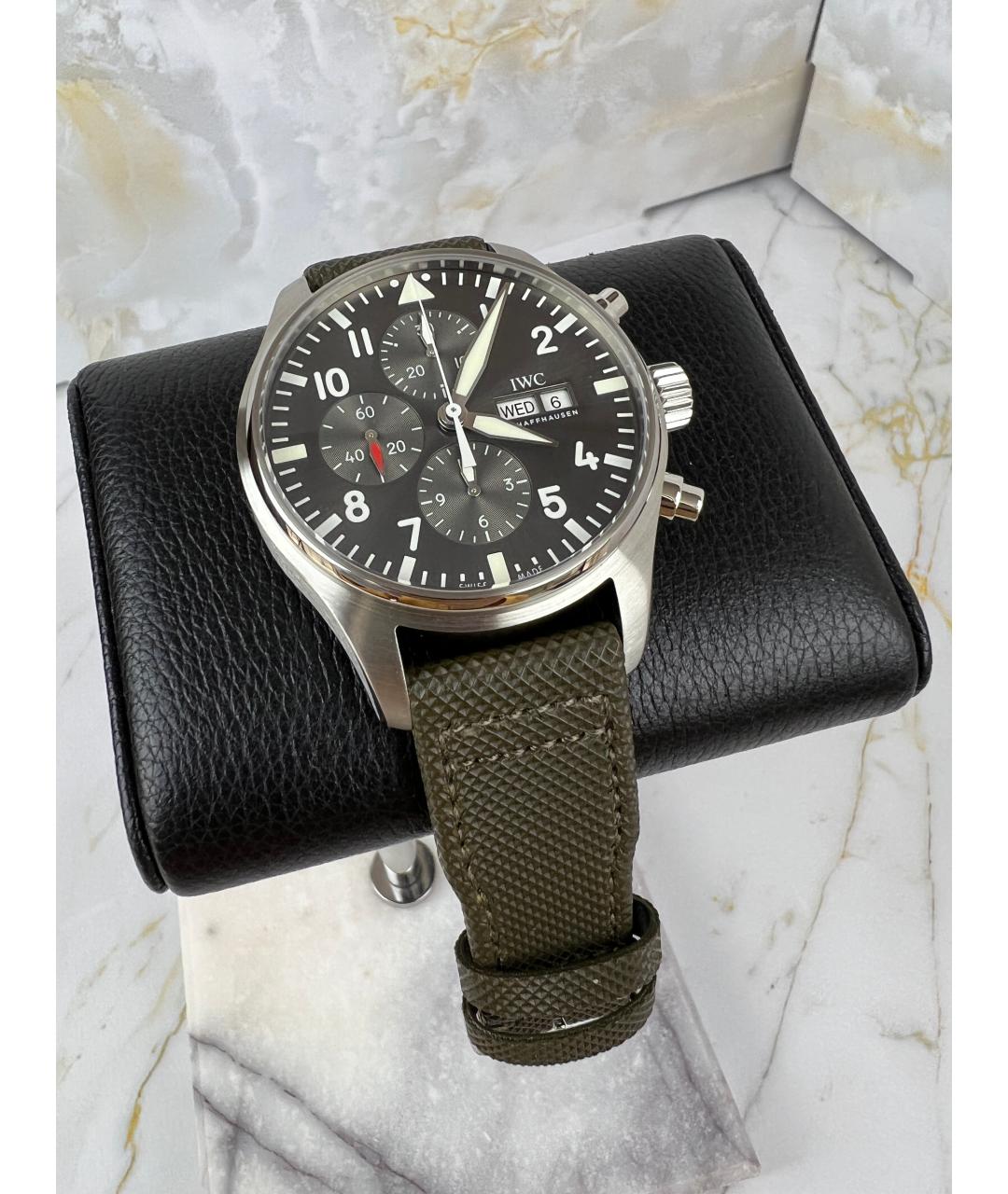 IWC Черные часы, фото 2
