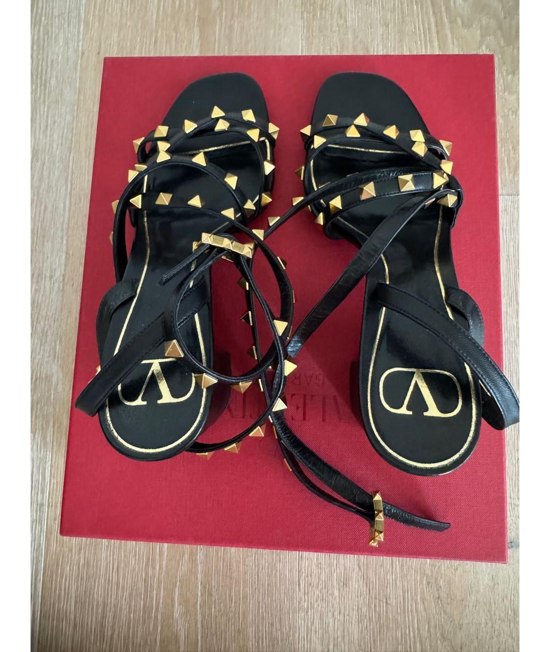 VALENTINO Черные кожаные босоножки, фото 3