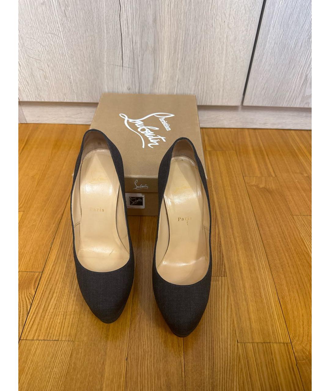 CHRISTIAN LOUBOUTIN Серые текстильные туфли, фото 2